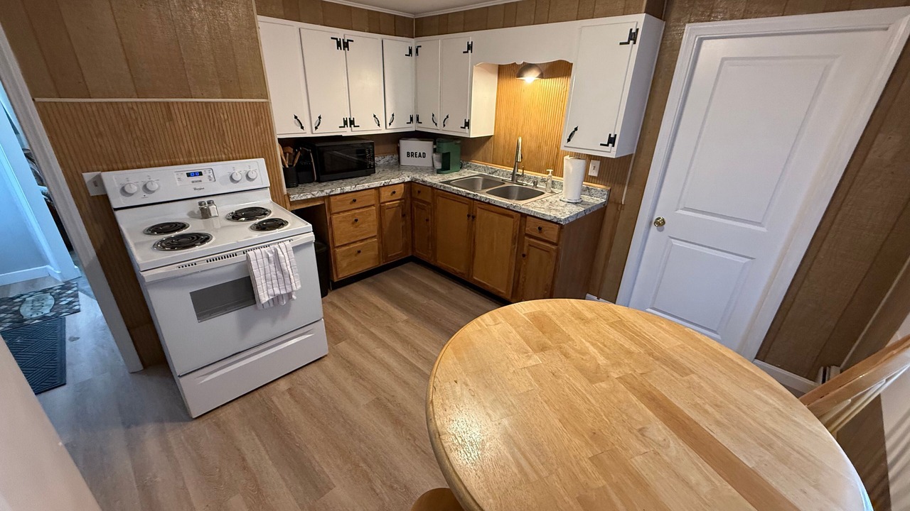 Photo of Kitchen in West Stewartstown