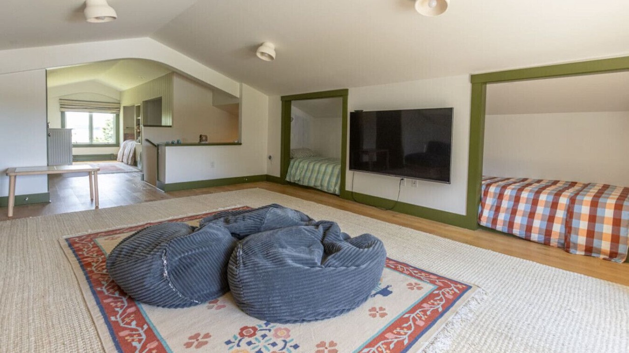 Photo of Bedroom in Boothbay