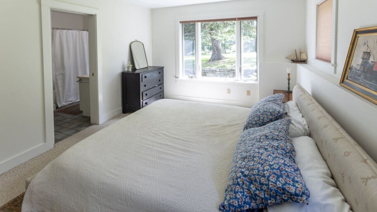 Photo of Bedroom in Boothbay