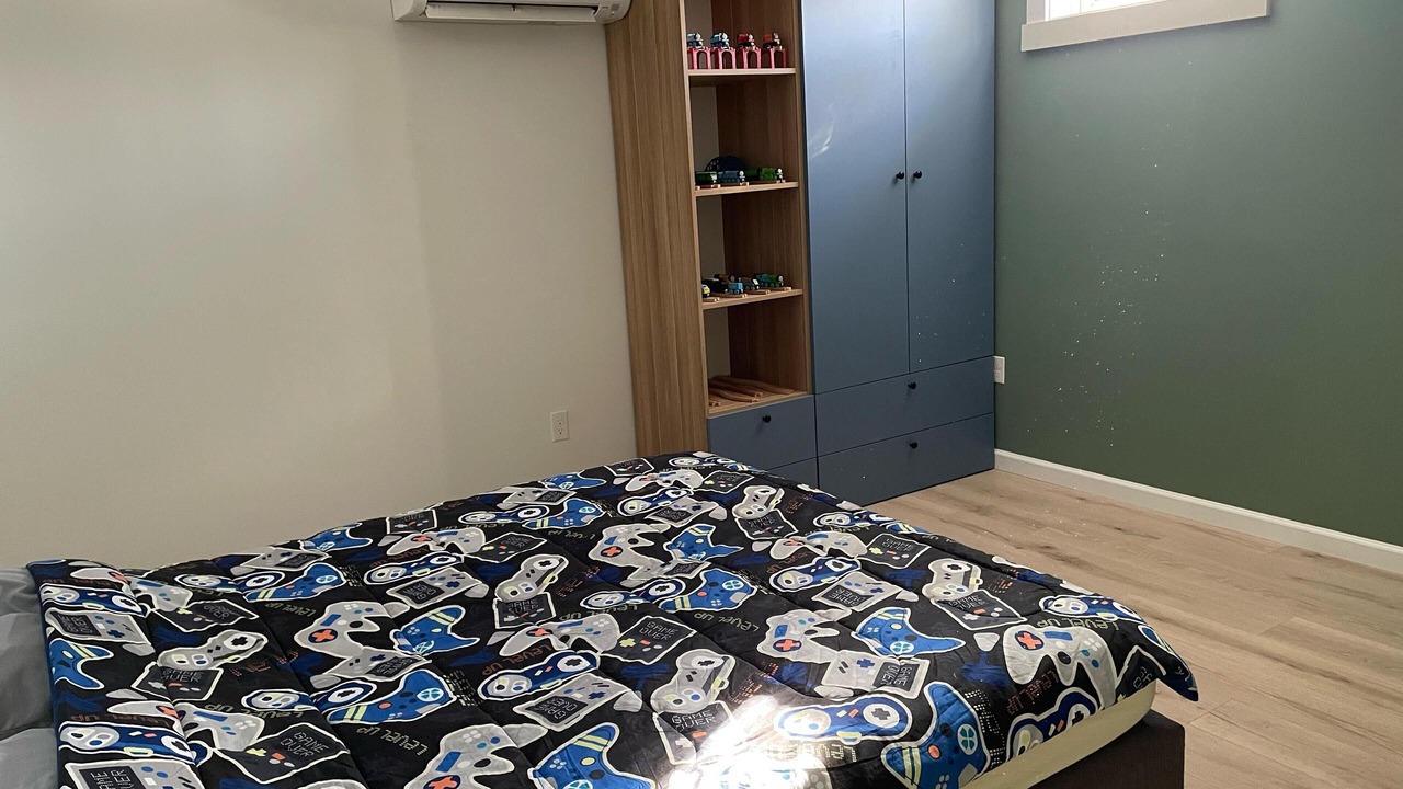 Photo of Bedroom in Cumberland Center