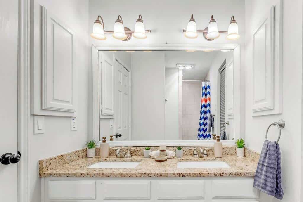 Photo of Bathroom in Plano