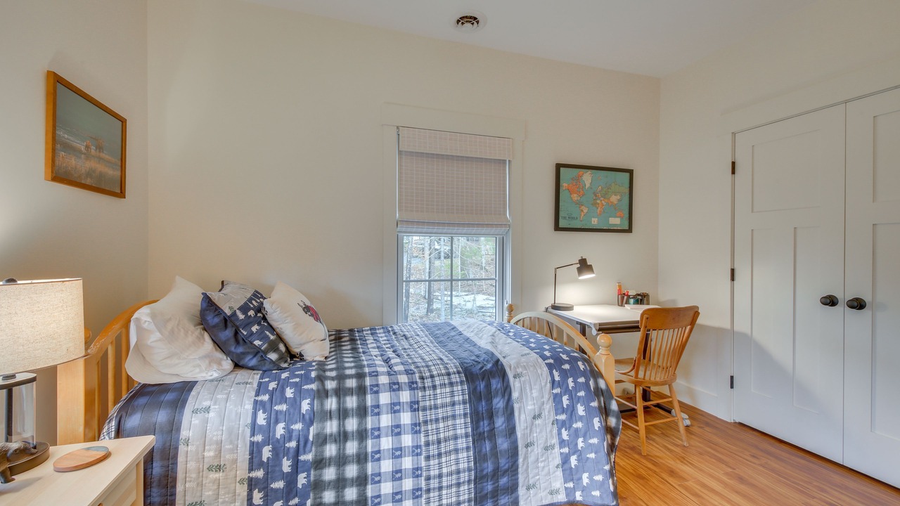 Photo of Bedroom in Boothbay