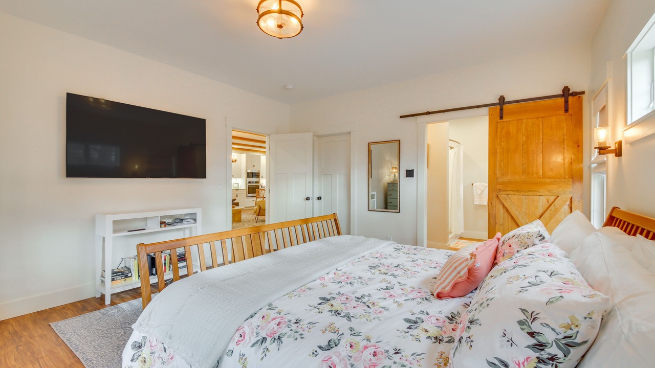 Photo of Bedroom in Boothbay