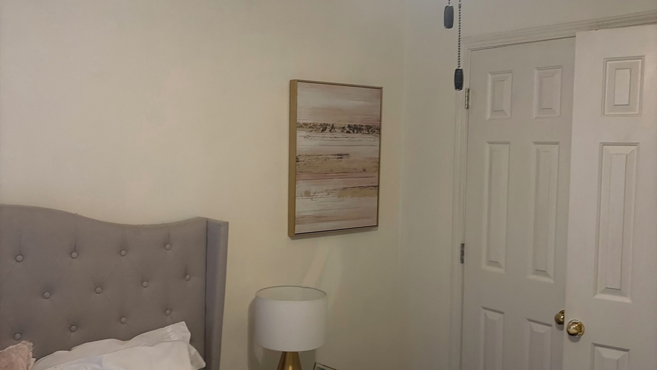 Photo of Bedroom in Suwanee