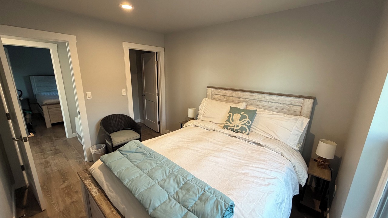 Photo of Bedroom in Homer