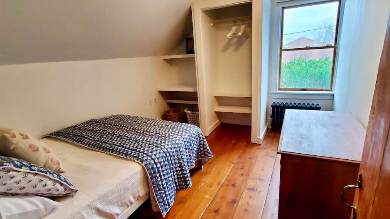 Photo of Bedroom in Wakefield-Peacedale