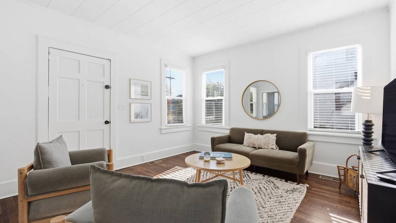 Photo of Livingroom in Spartanburg