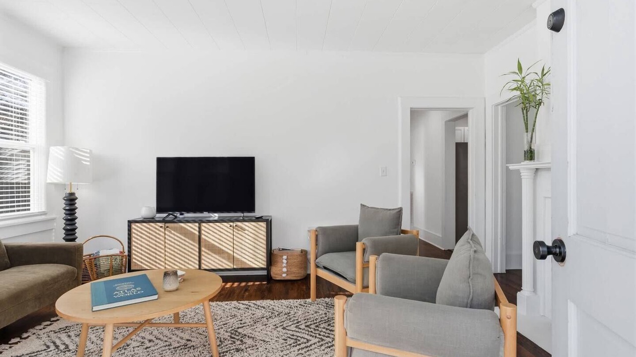 Photo of Livingroom in Spartanburg