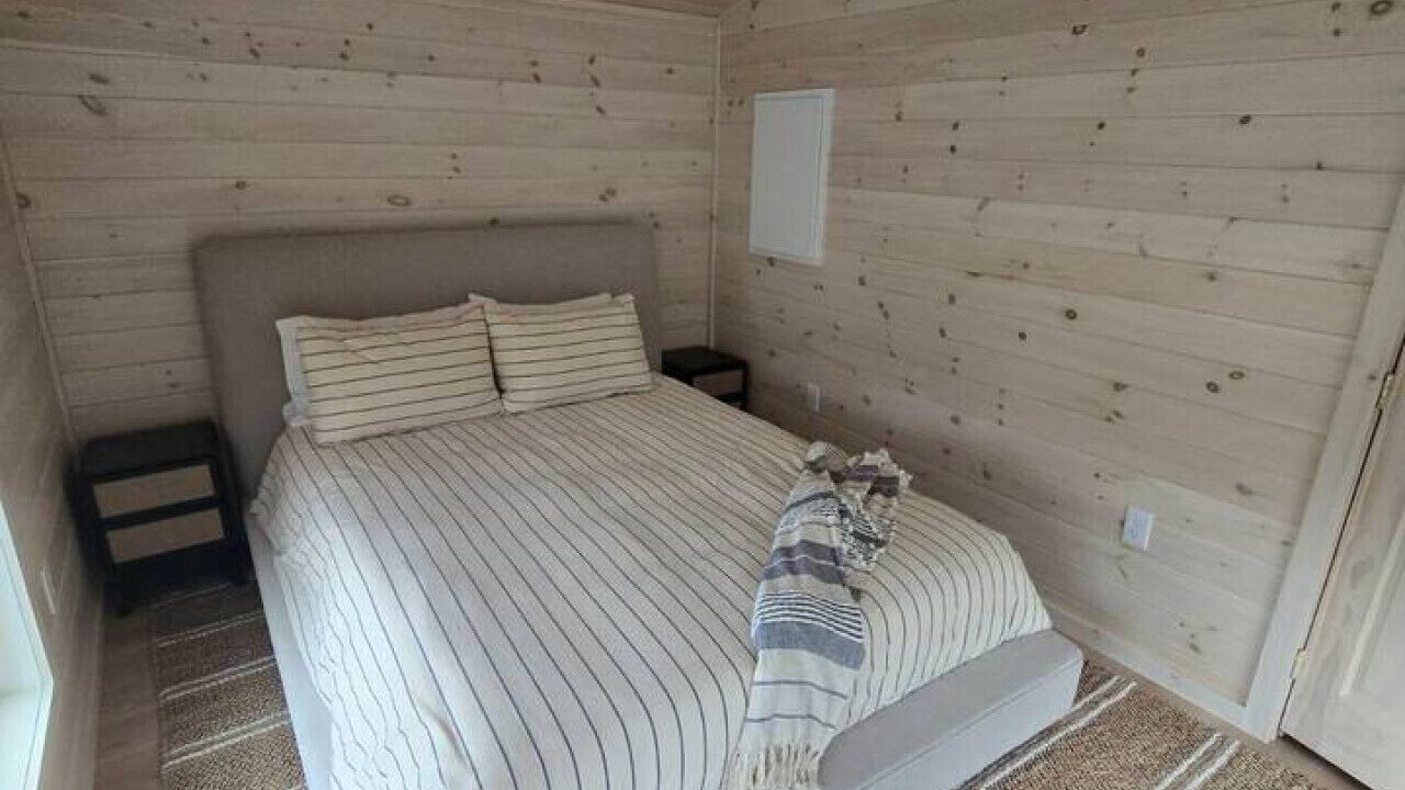 Photo of Bedroom in Pittsburg