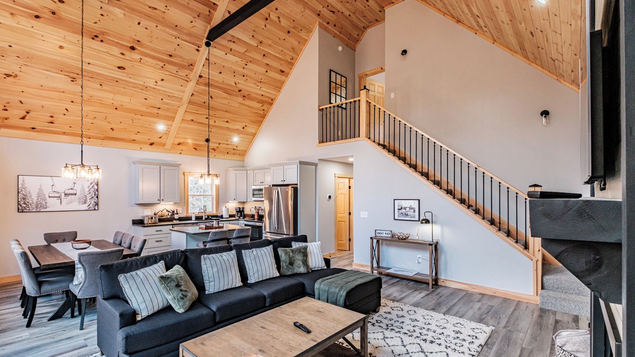 Photo of Livingroom in Bryant Pond