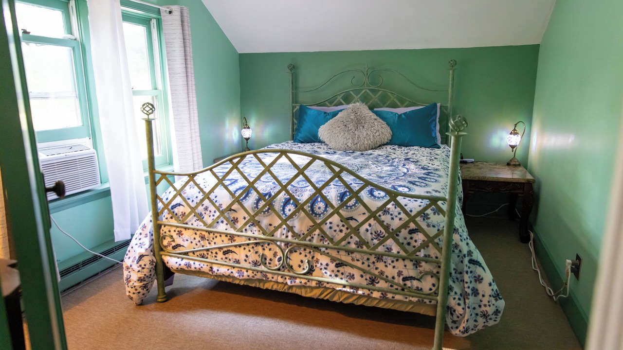 Photo of Bedroom in Conesus