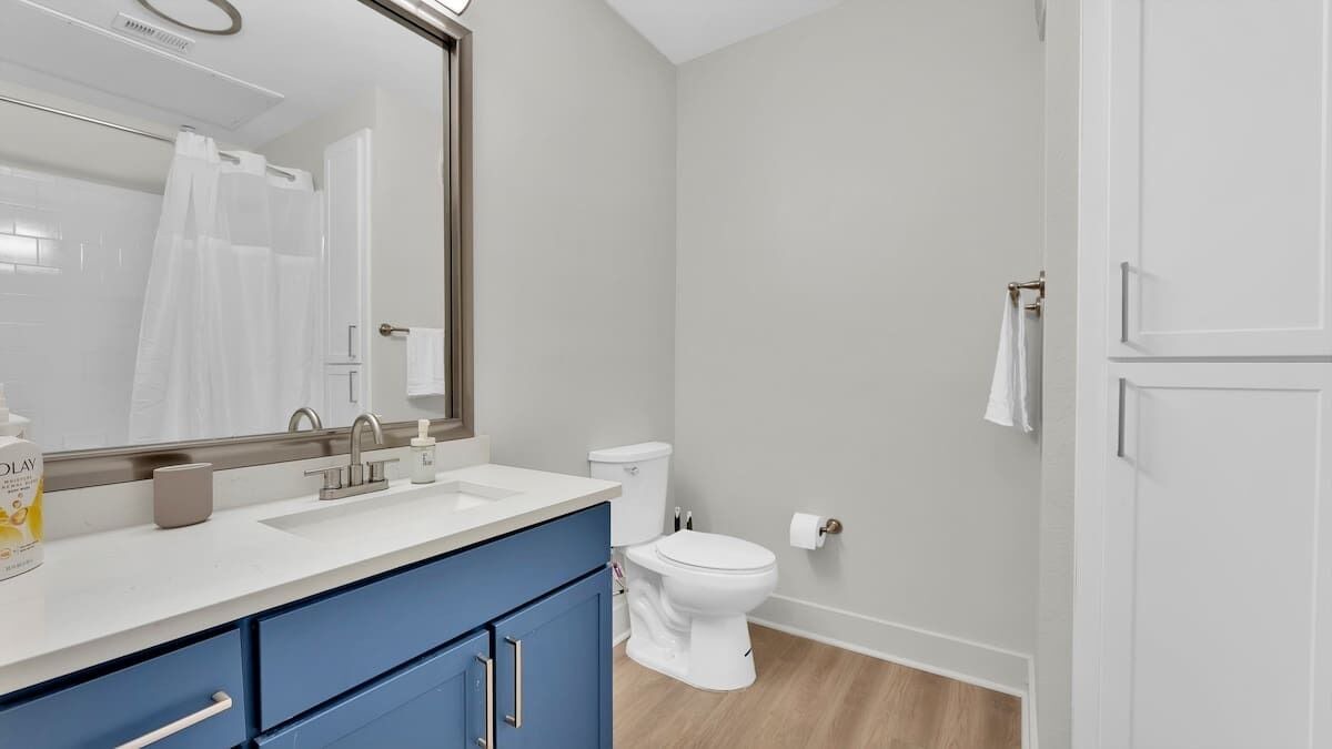 Photo of Bathroom in Deep Ellum