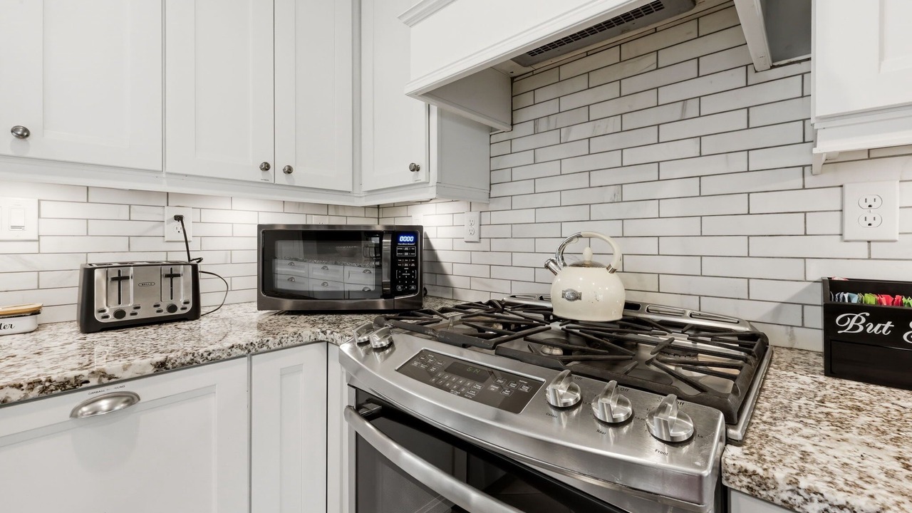 Photo of Kitchen in Novelty