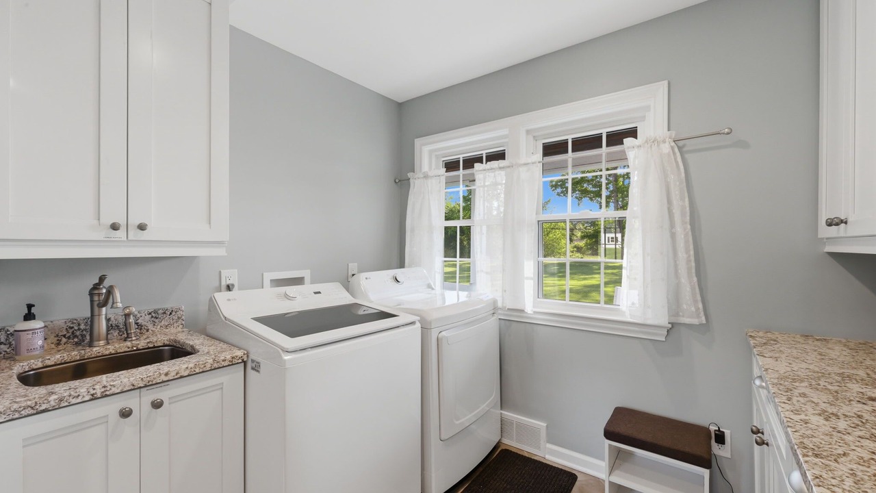 Photo of Kitchen in Novelty