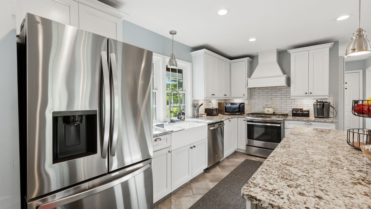 Photo of Kitchen in Novelty
