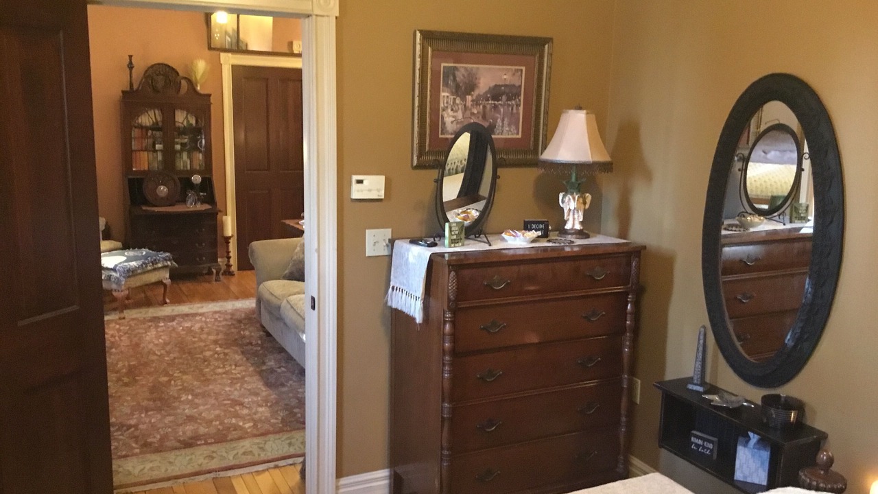 Photo of Bedroom in Tonawanda
