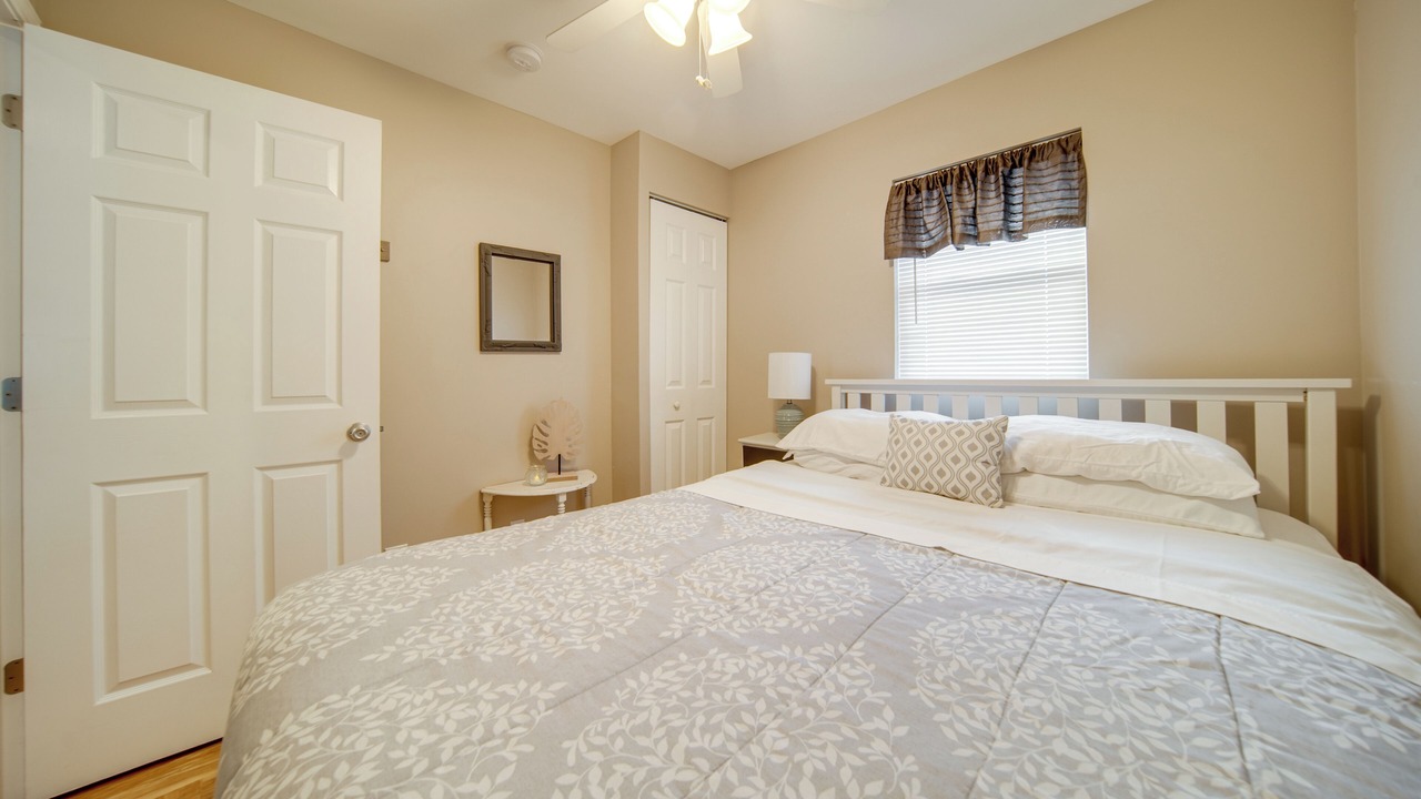 Photo of Bedroom in Geneva-on-the-Lake