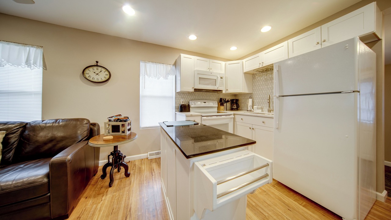 Photo of Kitchen in Geneva-on-the-Lake