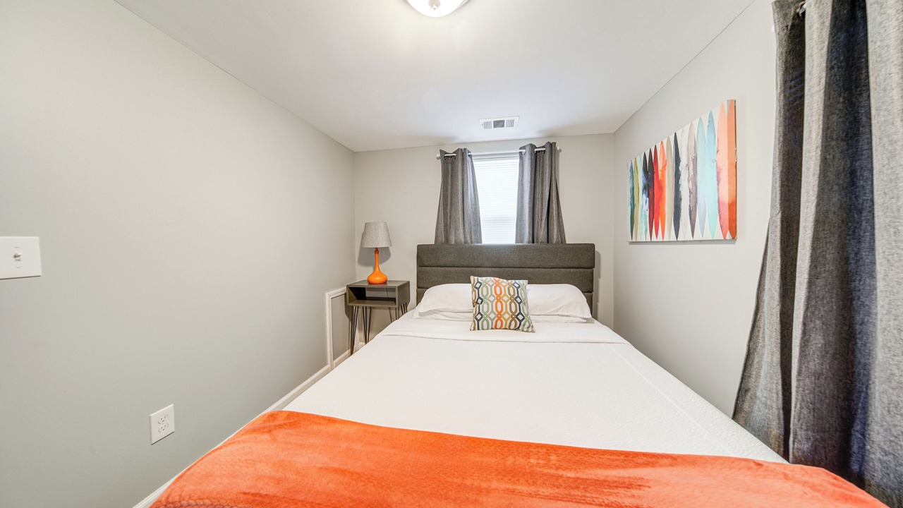 Photo of Bedroom in Geneva-on-the-Lake