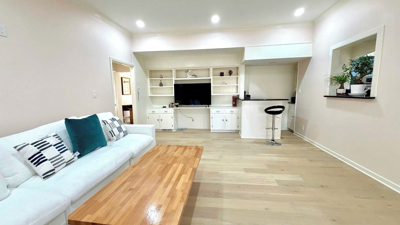 Photo of Livingroom in Northwest Dallas