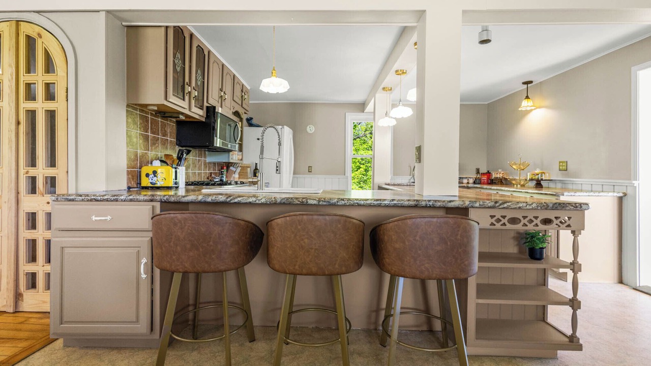 Photo of Kitchen in Town of Aurora