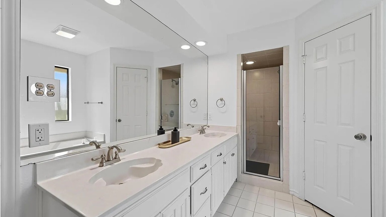 Photo of Bathroom in North Arlington