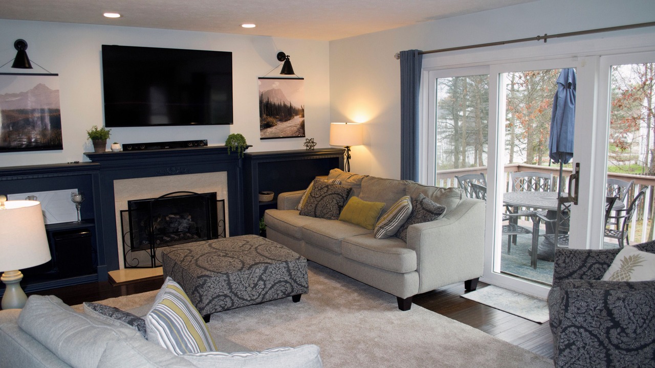 Photo of Livingroom in Twinsburg