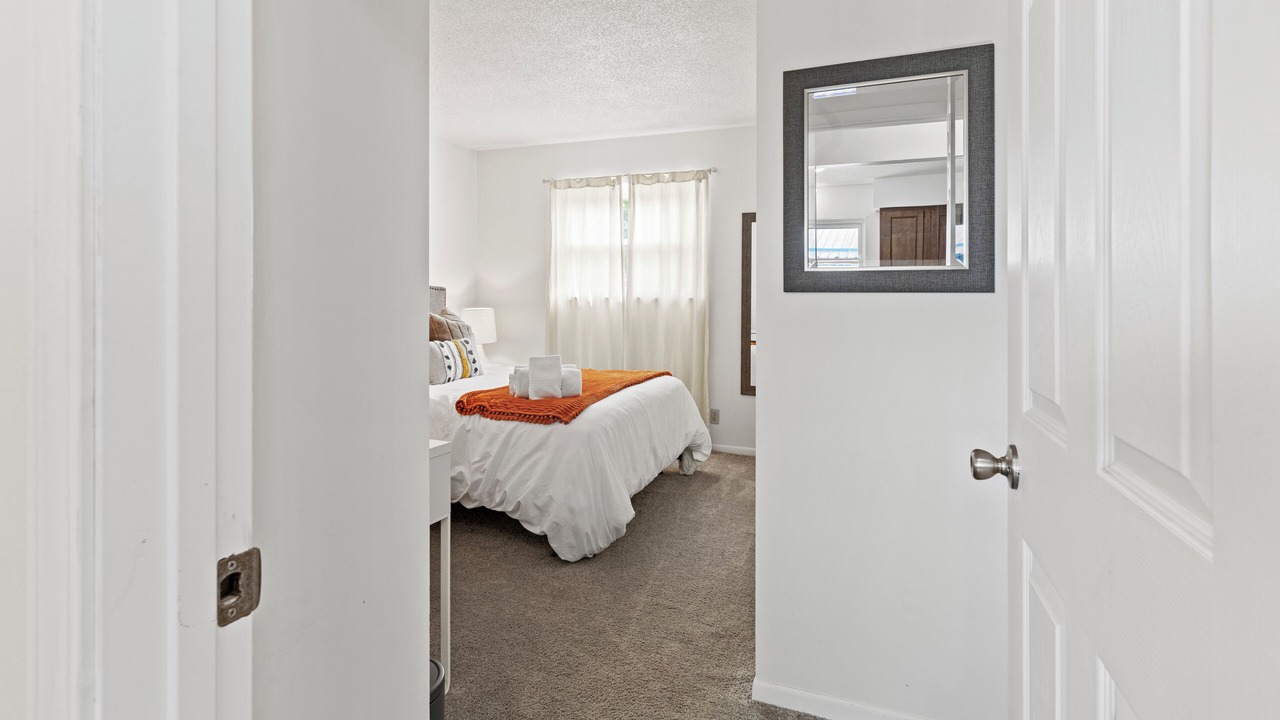 Photo of Bedroom in Newark