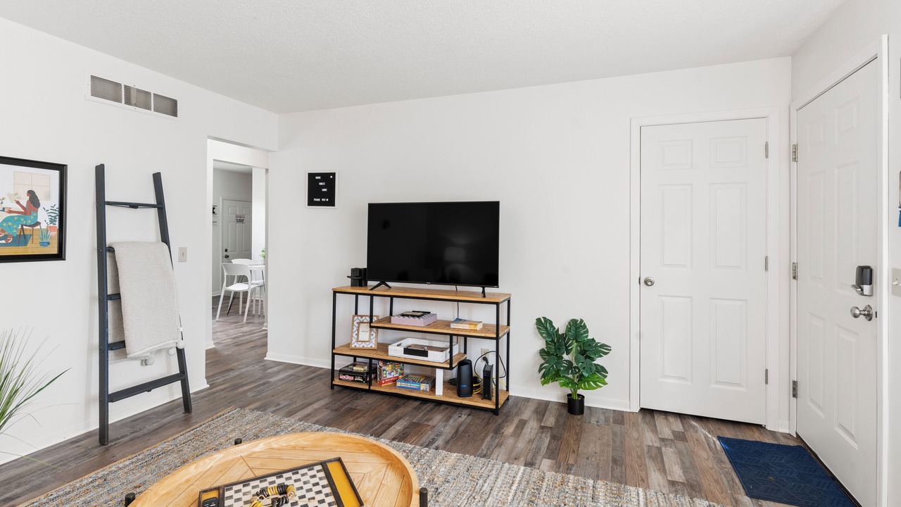 Photo of Livingroom in Newark