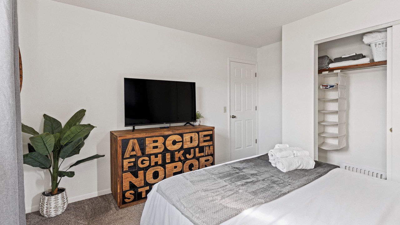 Photo of Bedroom in Newark