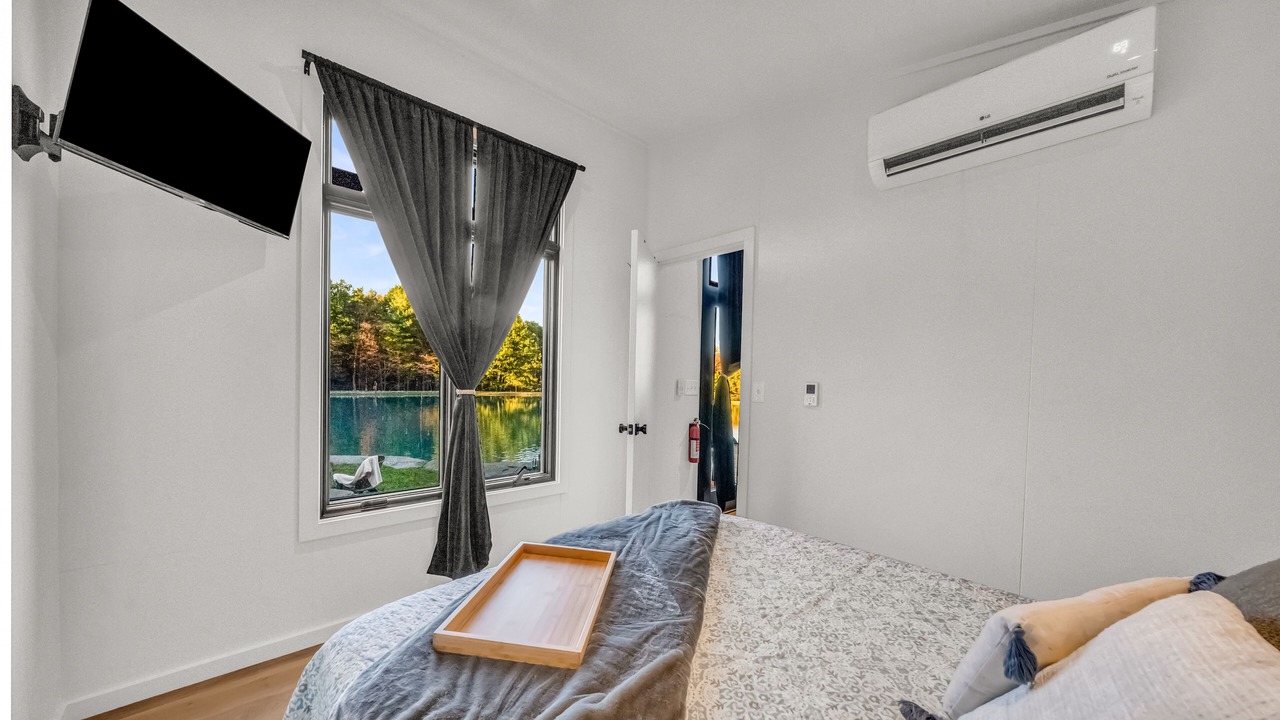 Photo of Bedroom in Brackney