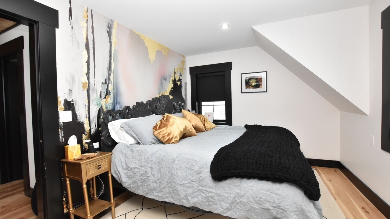 Photo of Bedroom in Lewis County