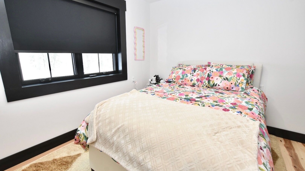 Photo of Bedroom in Lewis County