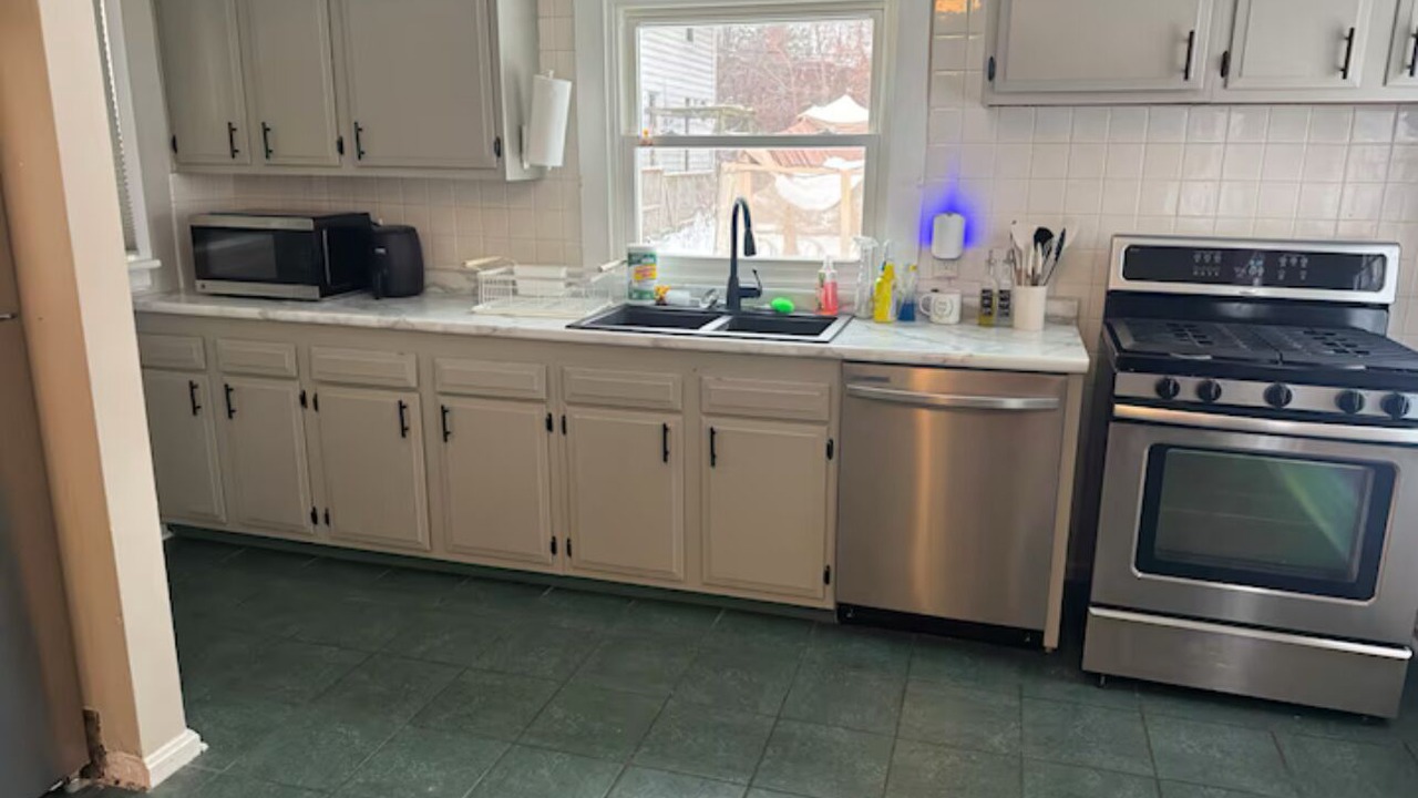 Photo of Kitchen in Highland Square