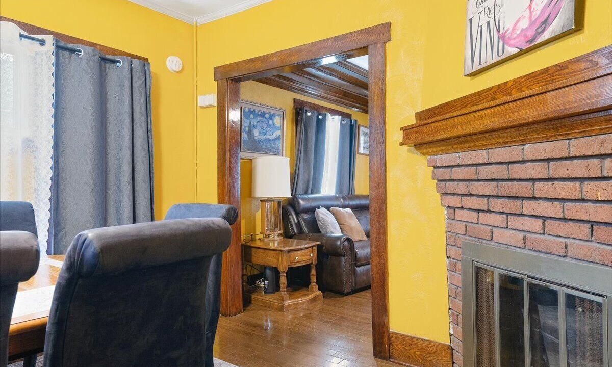 Photo of Livingroom in Erie
