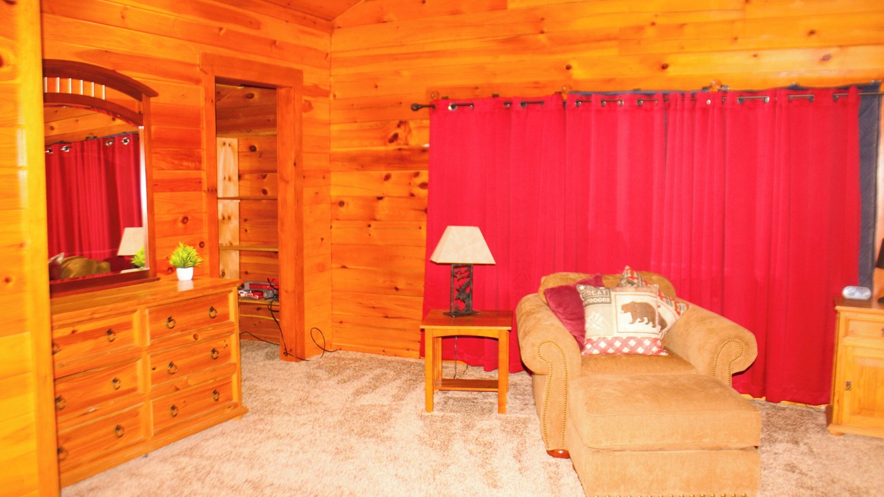 Photo of Livingroom in Lake George