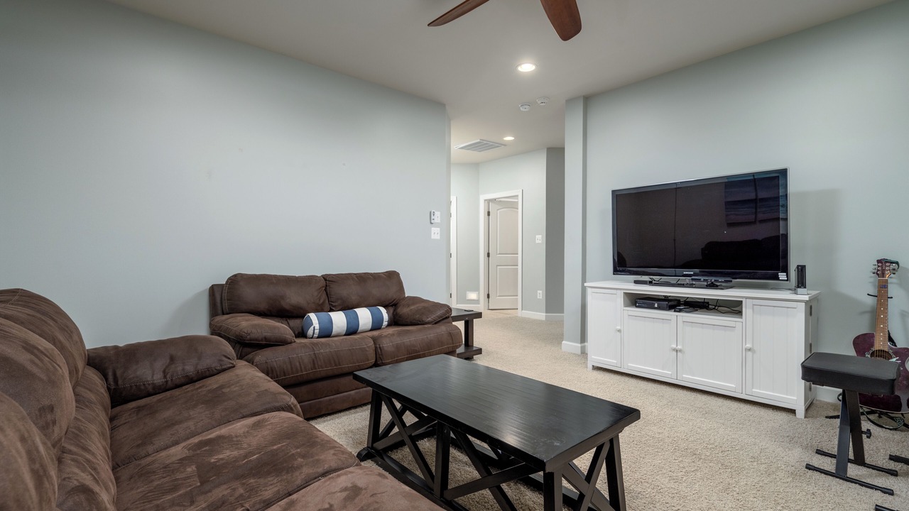 Photo of Livingroom in The Commons