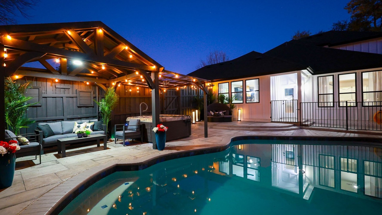 Photo of Outdoor in Garland