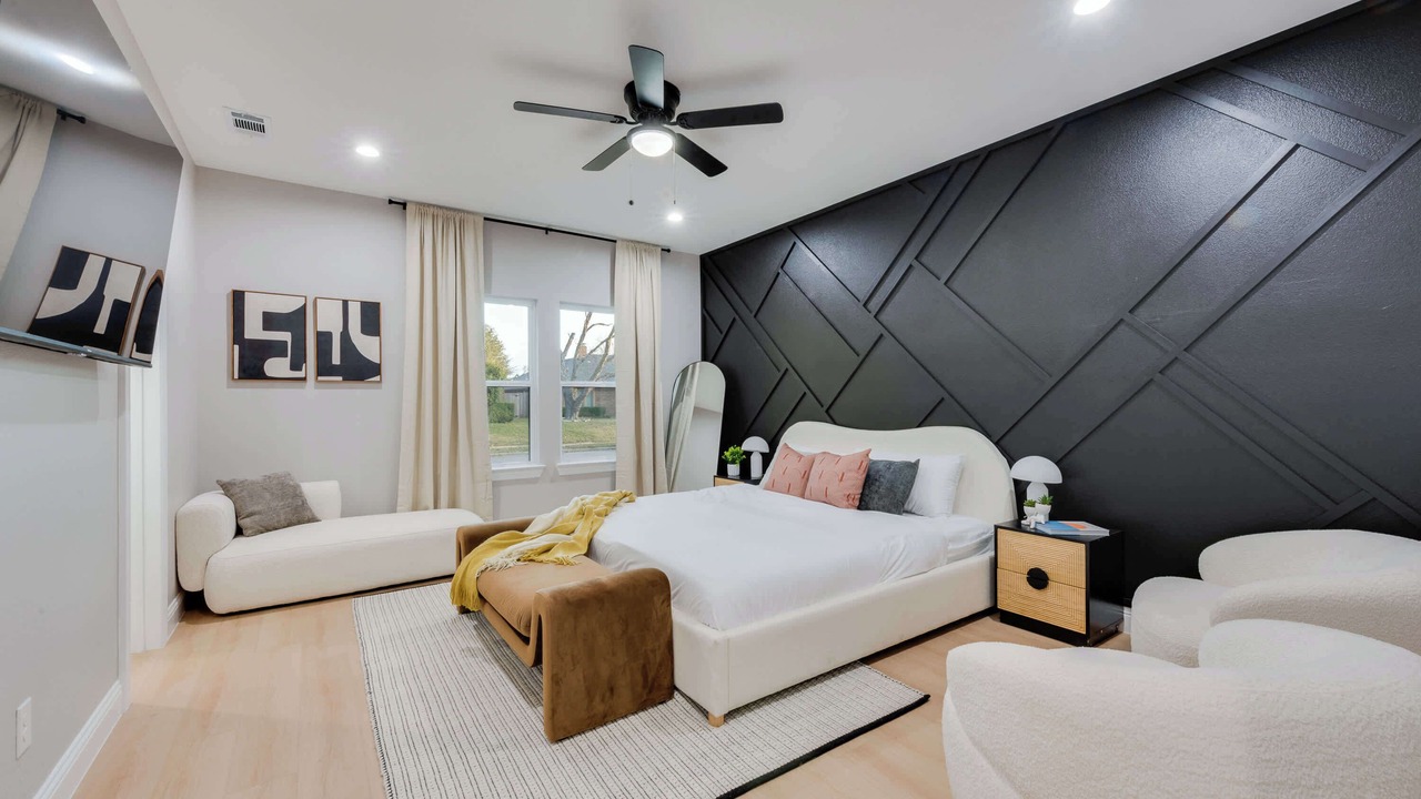 Photo of Bedroom in Garland