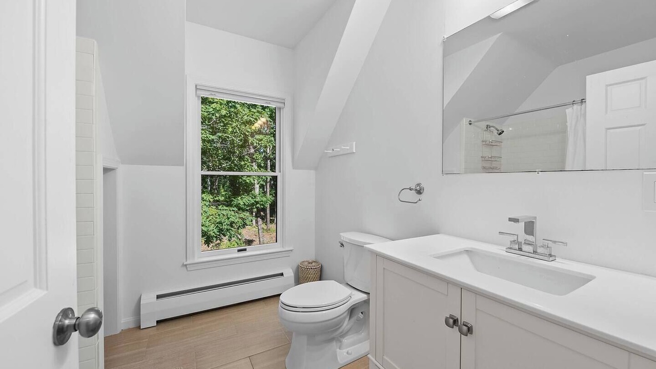 Photo of Bathroom in Cape Porpoise