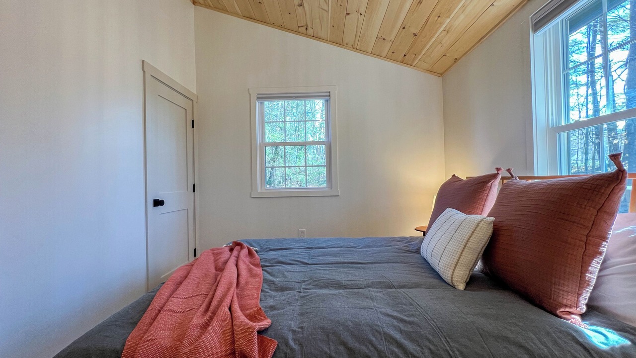 Photo of Bedroom in Center Conway