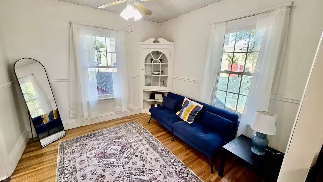 Photo of Livingroom in Downtown Rochester