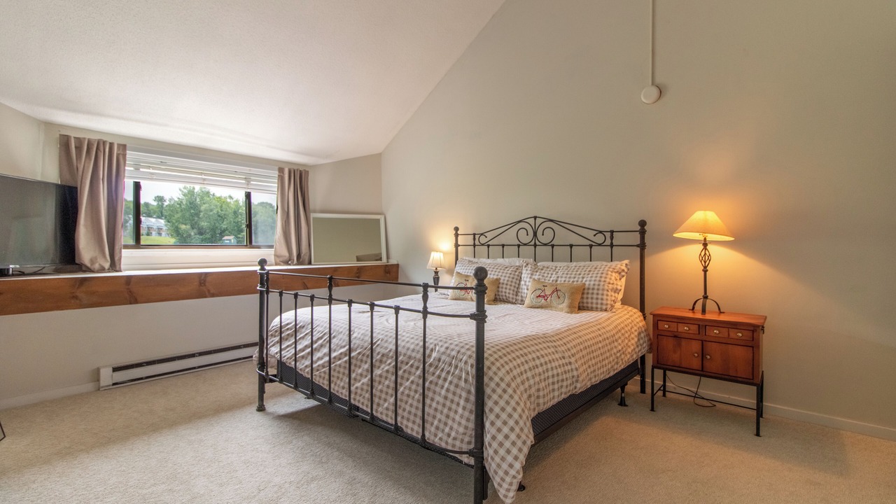 Photo of Bedroom in East Burke