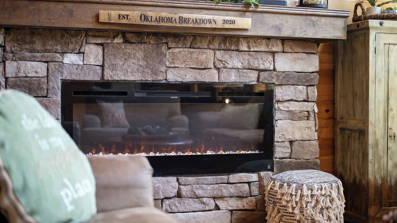 Photo of Livingroom in Hochatown