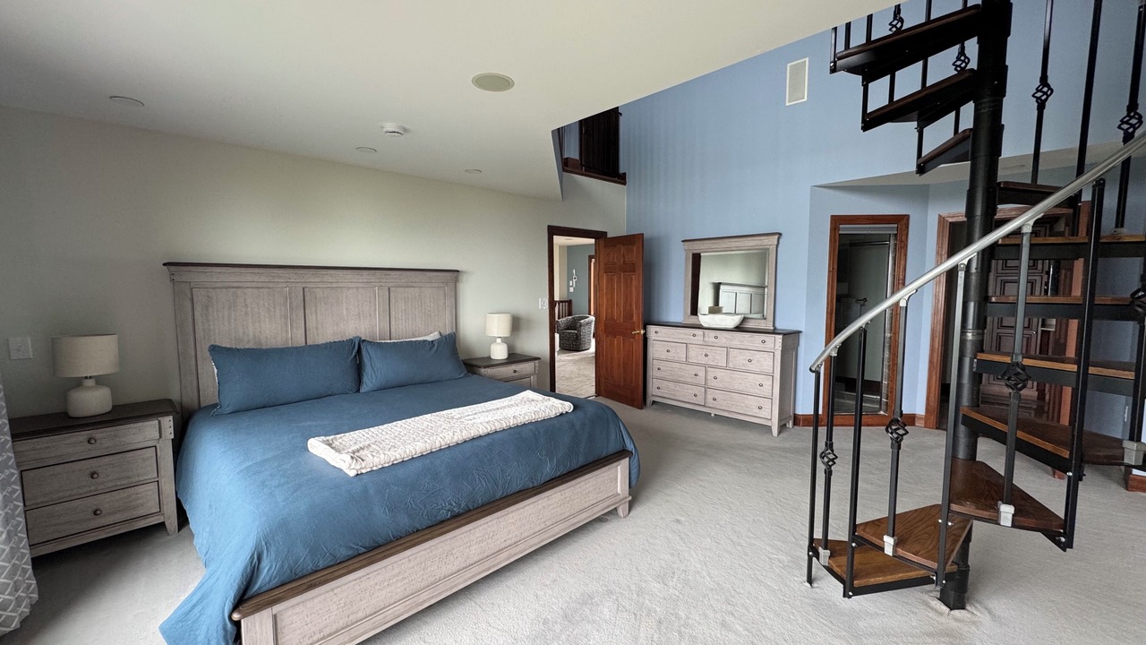 Photo of Bedroom in Town of Porter