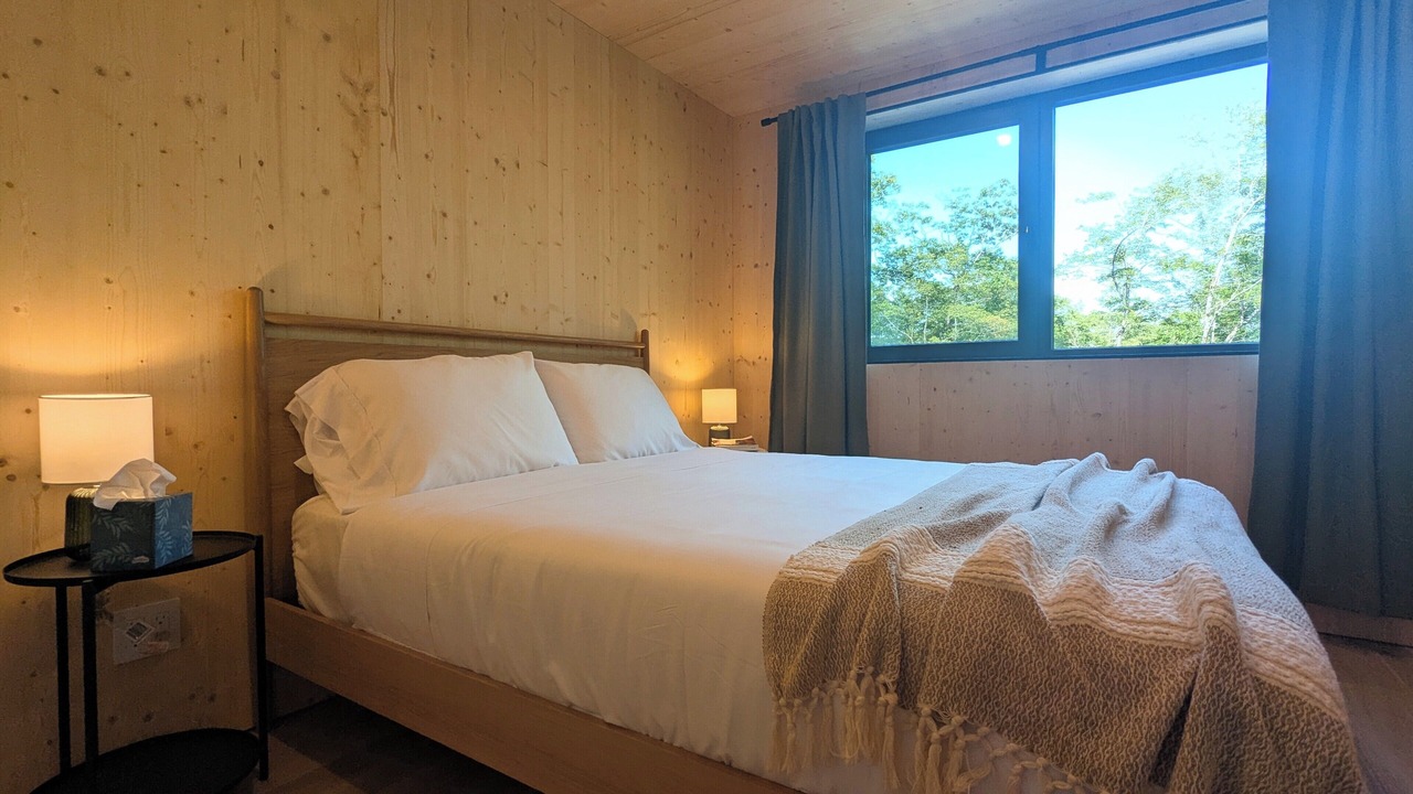 Photo of Bedroom in Sullivan