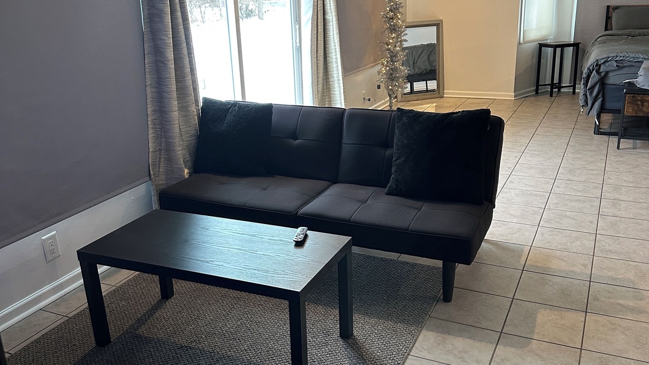 Photo of Livingroom in Warren