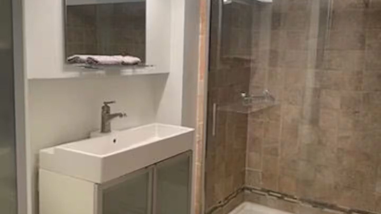 Photo of Bathroom in Warren