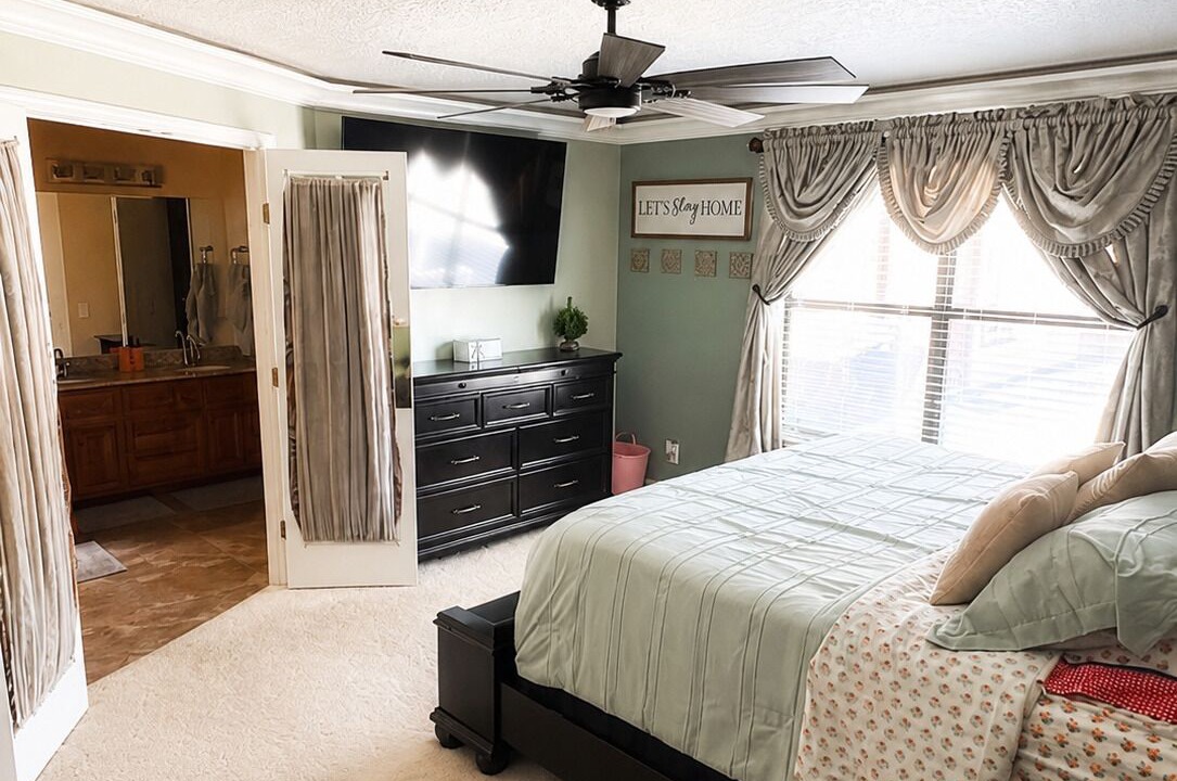 Photo of Bedroom in Roswell