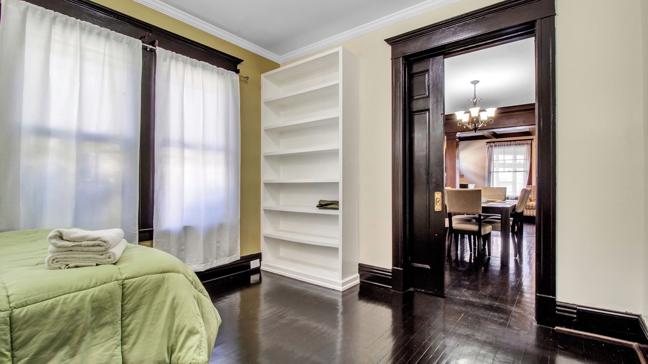 Photo of Bedroom in North Buffalo